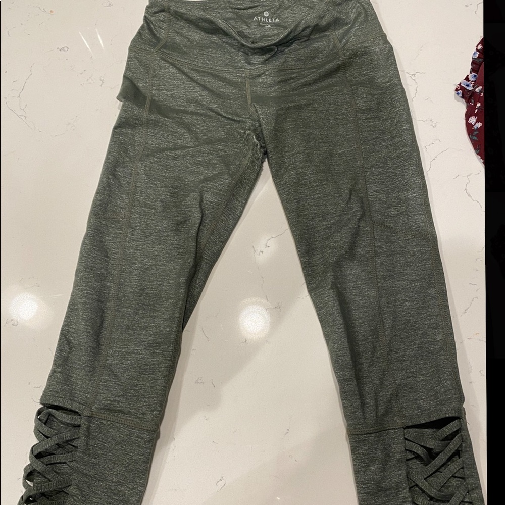 Athleta green leggings